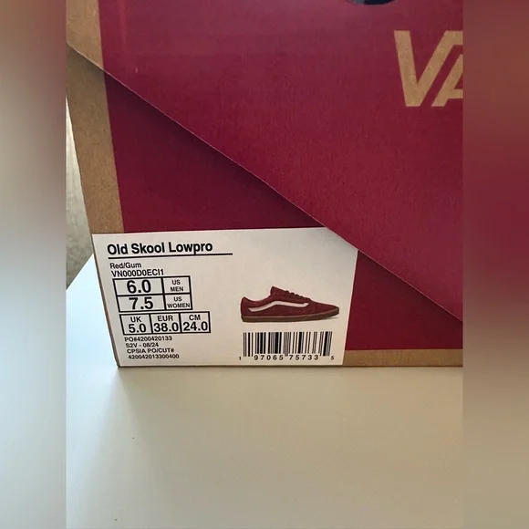 New in box Vans Old Skool lowpro - Picture 2 of 10